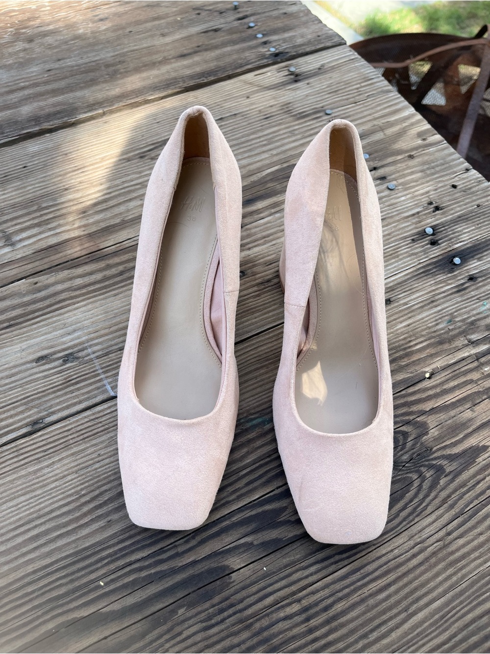 H&M Blush Pink Suede Square-Toe Pumps